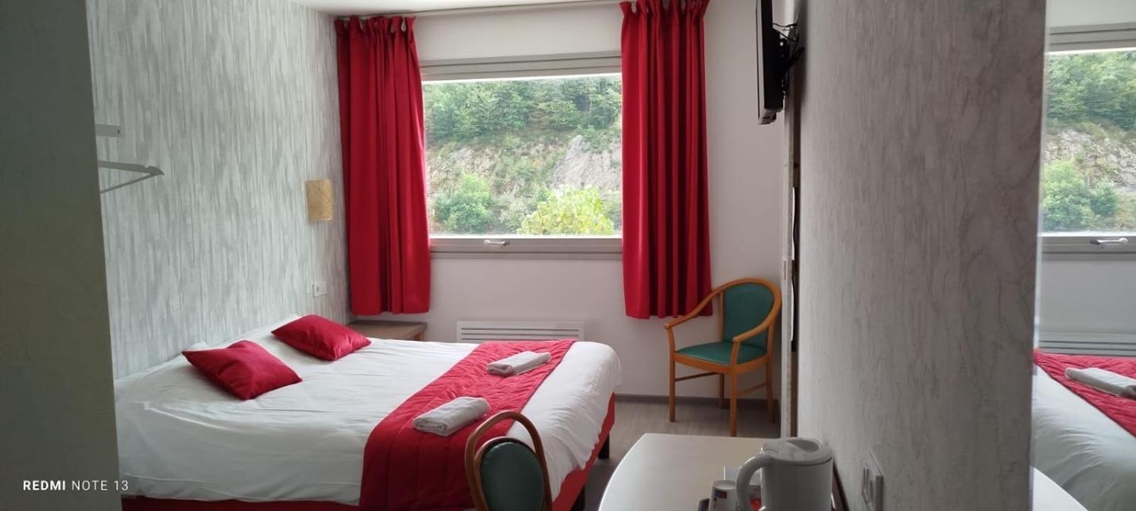 Garabit Hotel Anglards de Saint Flour Exterior foto